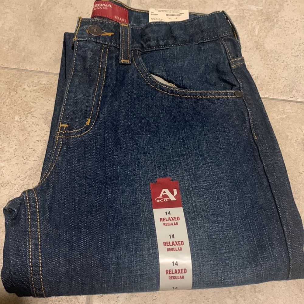 **NWT** Arizona  Jeans Size 14 Relaxed Regular - Picture 2 of 5